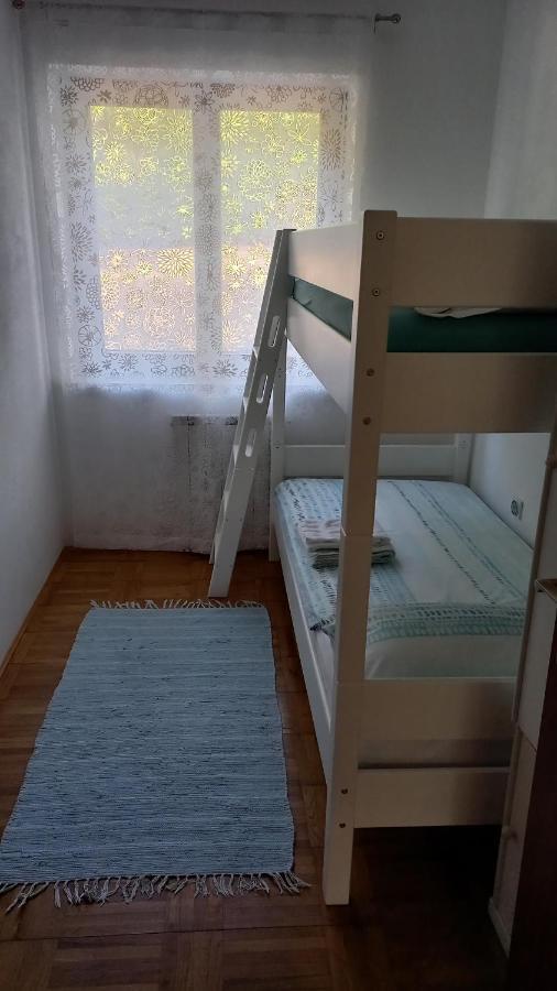 Apartma Nona Roza Zgornje Skofije Eksteriør billede